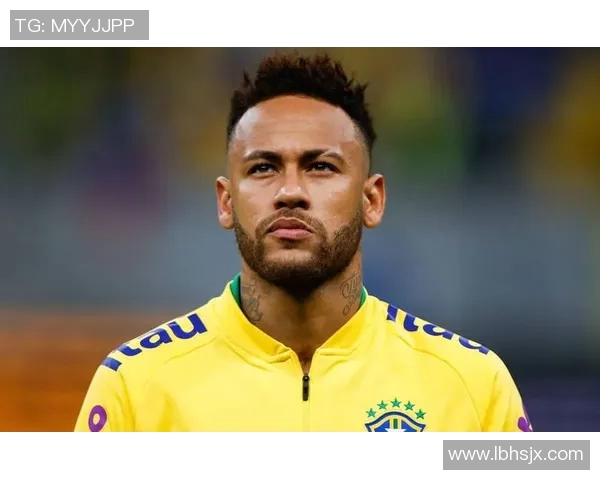 25号足球明星因病缺席比赛球迷们的担忧与期待交织 25号足球明星因病缺席比赛球迷们的担忧与期待交织