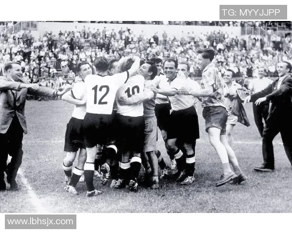 94号球衣背后的传奇故事与足球明星的辉煌历程 94号球衣背后的传奇故事与足球明星的辉煌历程