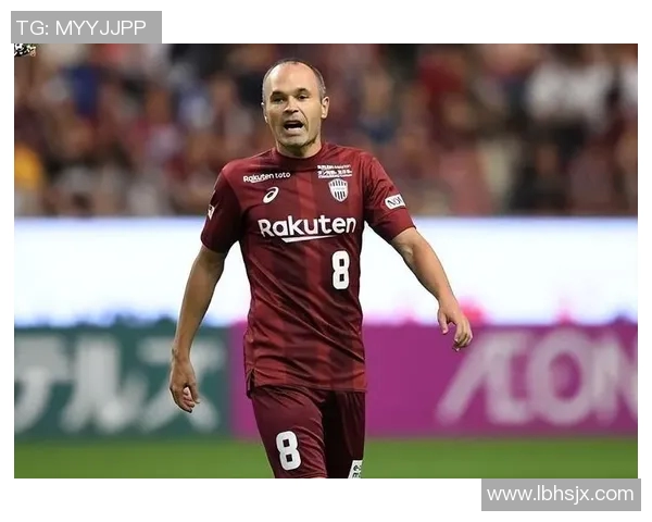 30岁足球明星的辉煌历程与未来展望：从巅峰到新挑战的精彩旅程