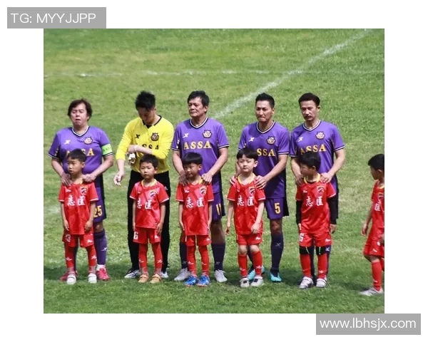 最新足球明星对位名单解析及球员表现对比分析 最新足球明星对位名单解析及球员表现对比分析