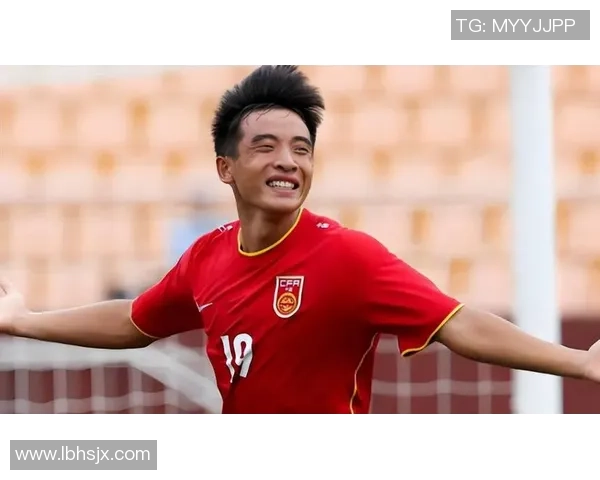 新一代足球新星崭露头角引领未来赛场风潮 新一代足球新星崭露头角引领未来赛场风潮